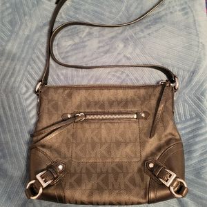 Michael Kors cross body purse
